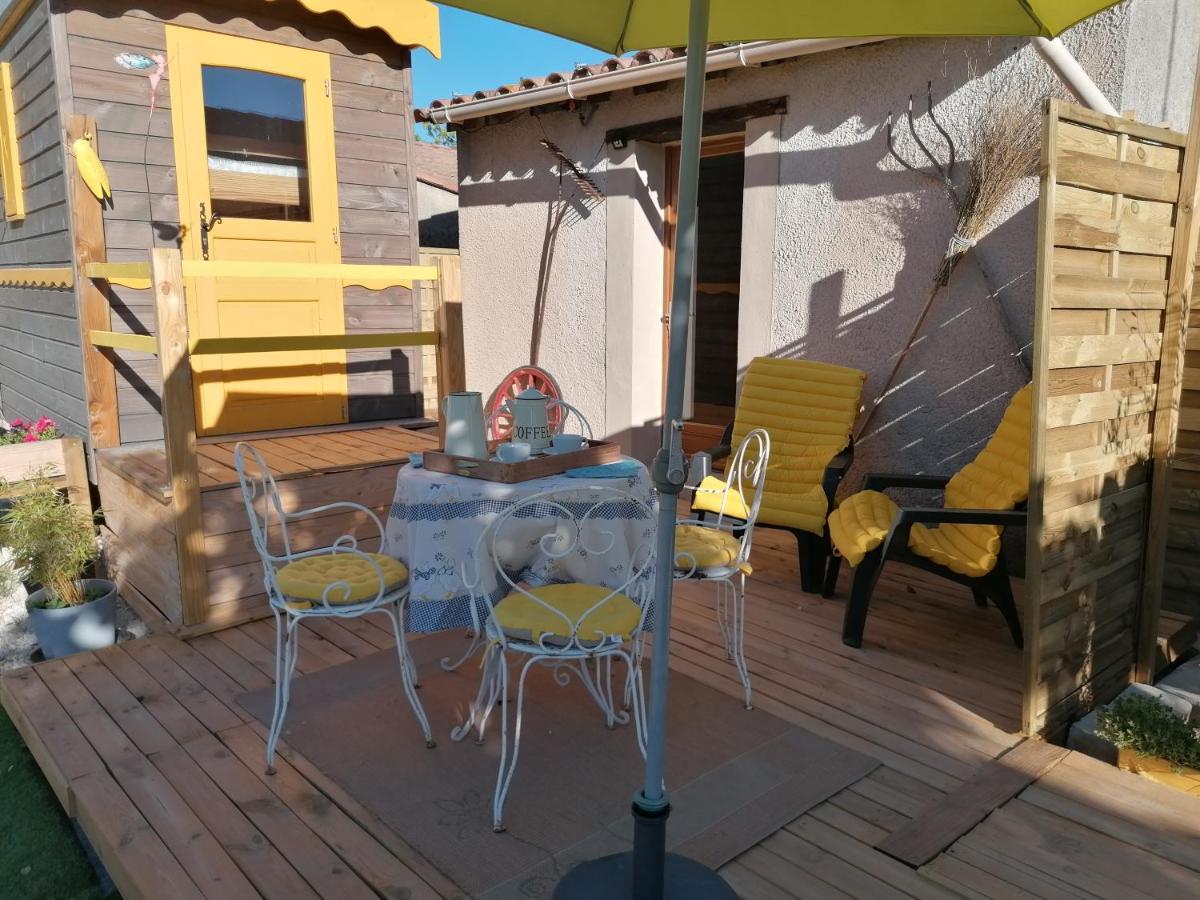 La Fee Viviane Et Michel L'Enchanteur Robion en Luberon Exterior photo